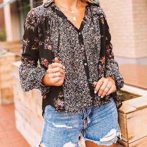 SHE + SKY Boho Black Floral Mixed-Print BISHOP SLEEVES BUTTON UP Blouse SIZE L